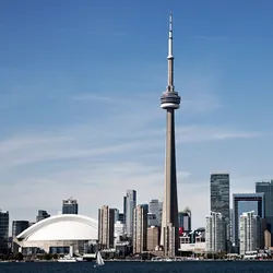 Toronto skyline showing the CN Tower